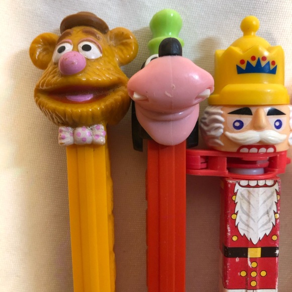 Lot Of 7 Vintage Pez Dispensers Pebbles Fozzie Pink Panther Bunnies - Picture 2 of 11